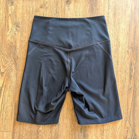 Girlfriend Collective High-Rise Bike Short - Picture 3 of 5